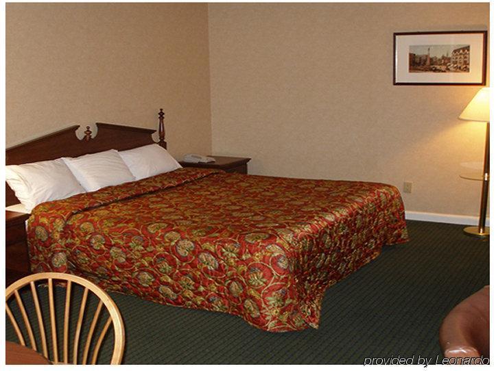 Americas Best Value Inn New London Mystic Ruang foto