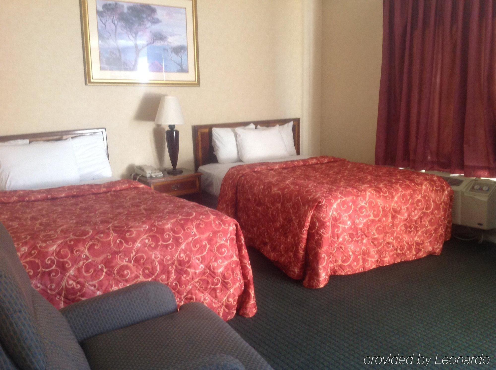 Americas Best Value Inn New London Mystic Bagian luar foto